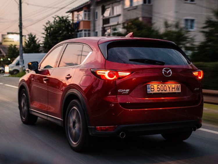 Mazda CX5 vs Toyota Rav4